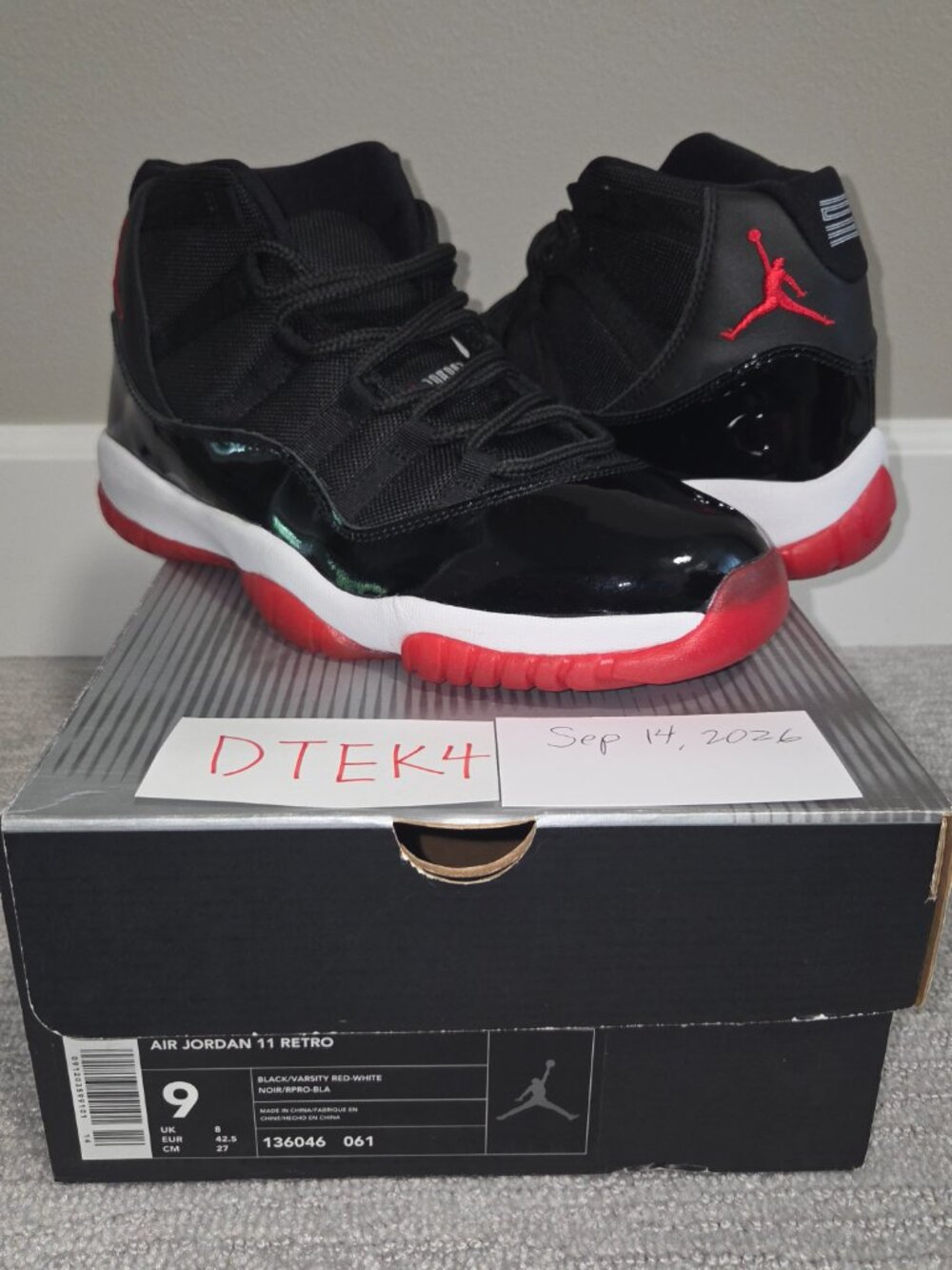 2001 Nike Air Jordan XI Retro BRED Men Size 9